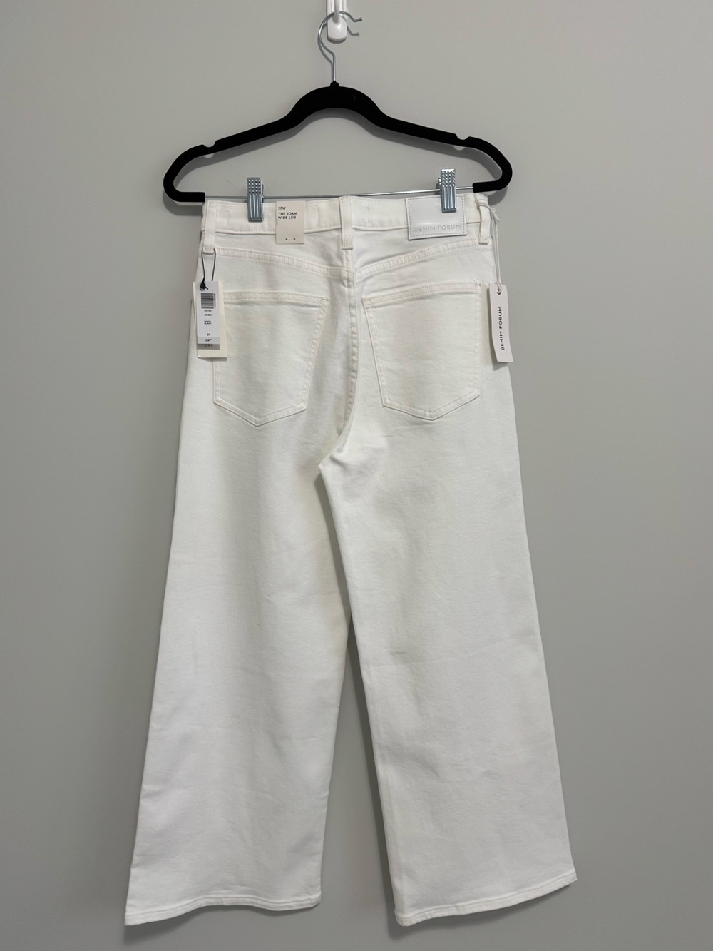 Aritzia Denim Forum The Joan Wide Leg Jeans White 27 NWT - Picture 3 of 13